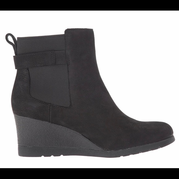 ugg indra black